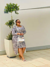 Load image into Gallery viewer, Plus Size Two Piece - Luxurious Linda Leopard Line 2pc Set

